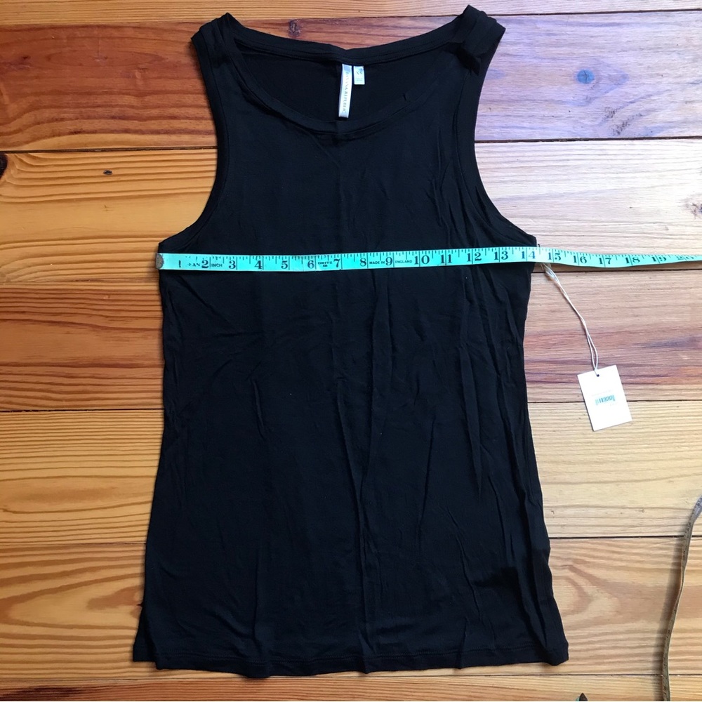 Banana Republic Navy White Black Tee Bundle, NWT, XS - Picture 8 of 13